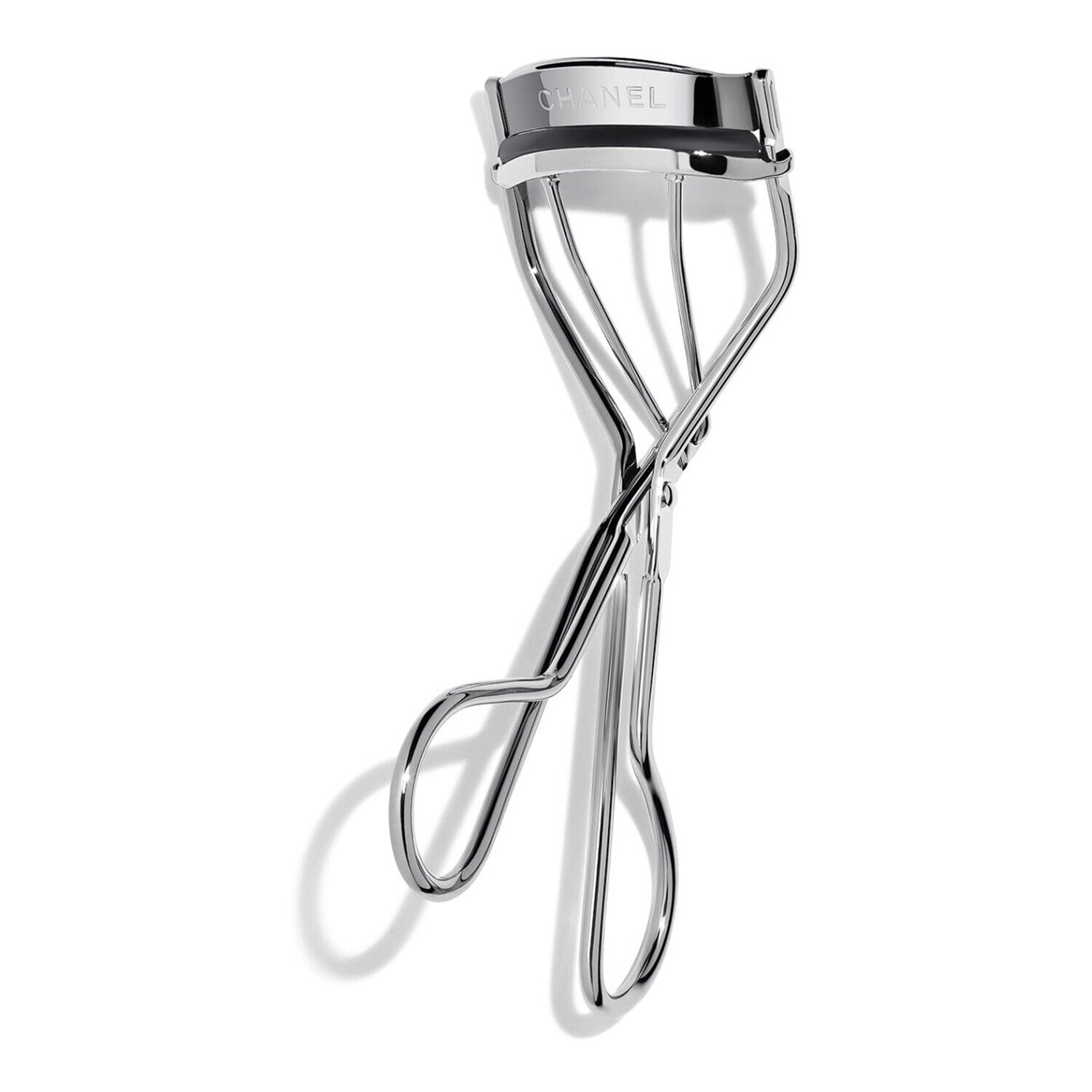 Le Recourbe Cils De Chanel - Eyelash Curler