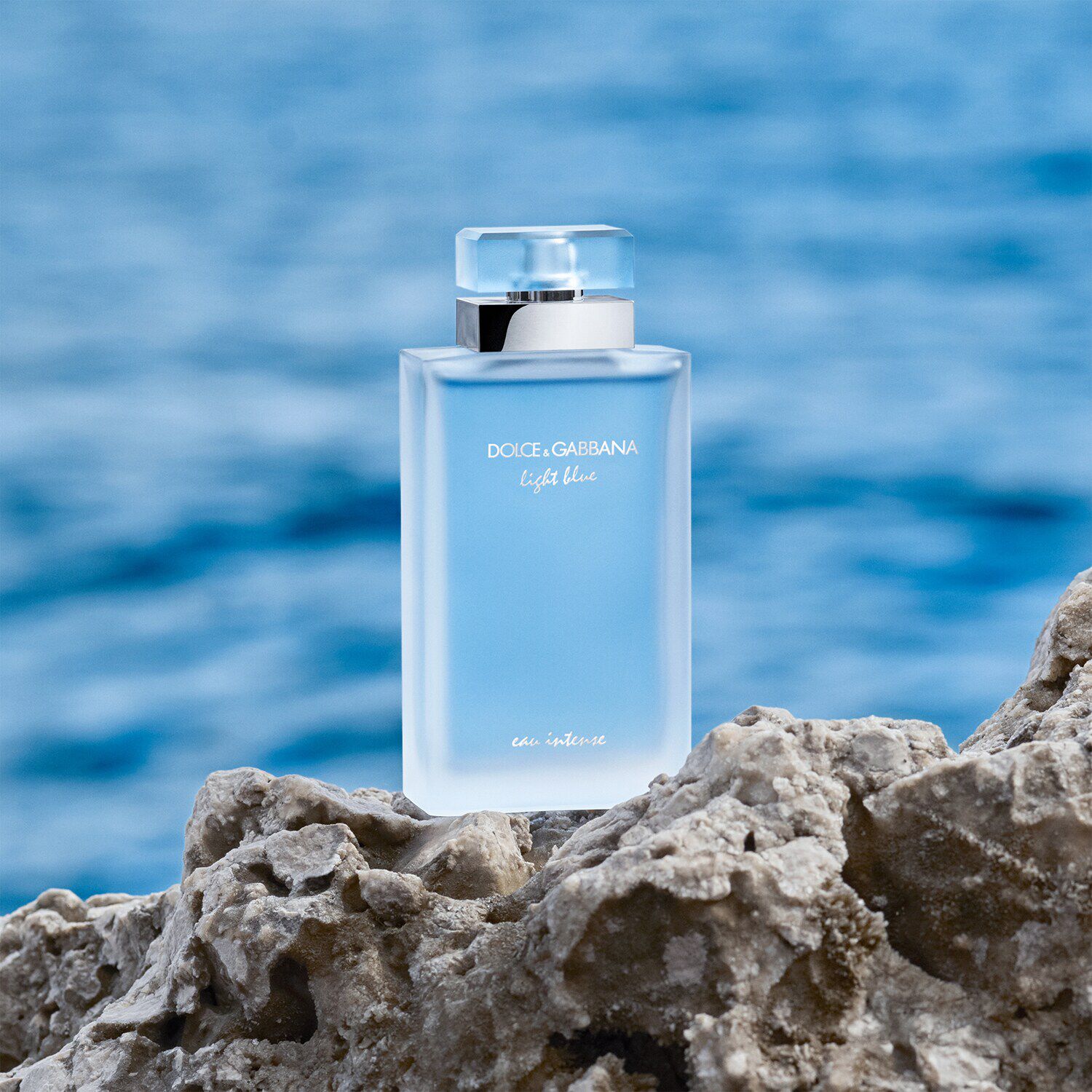 D and g light blue intense cheap